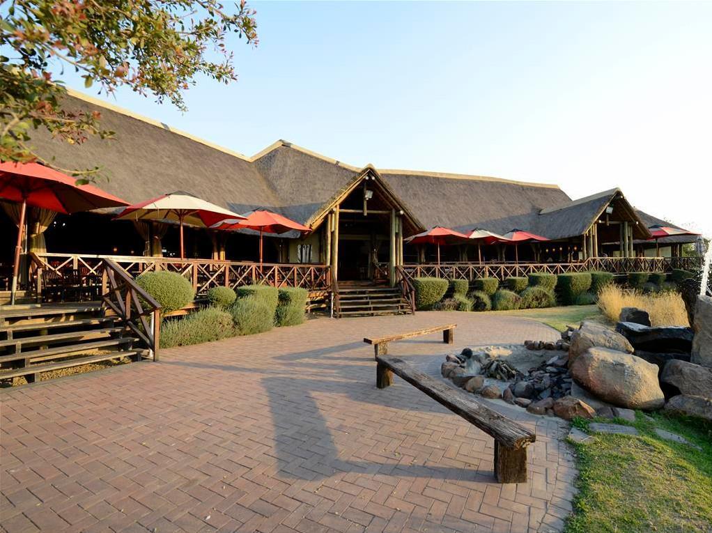 Indaba Hotel 4*