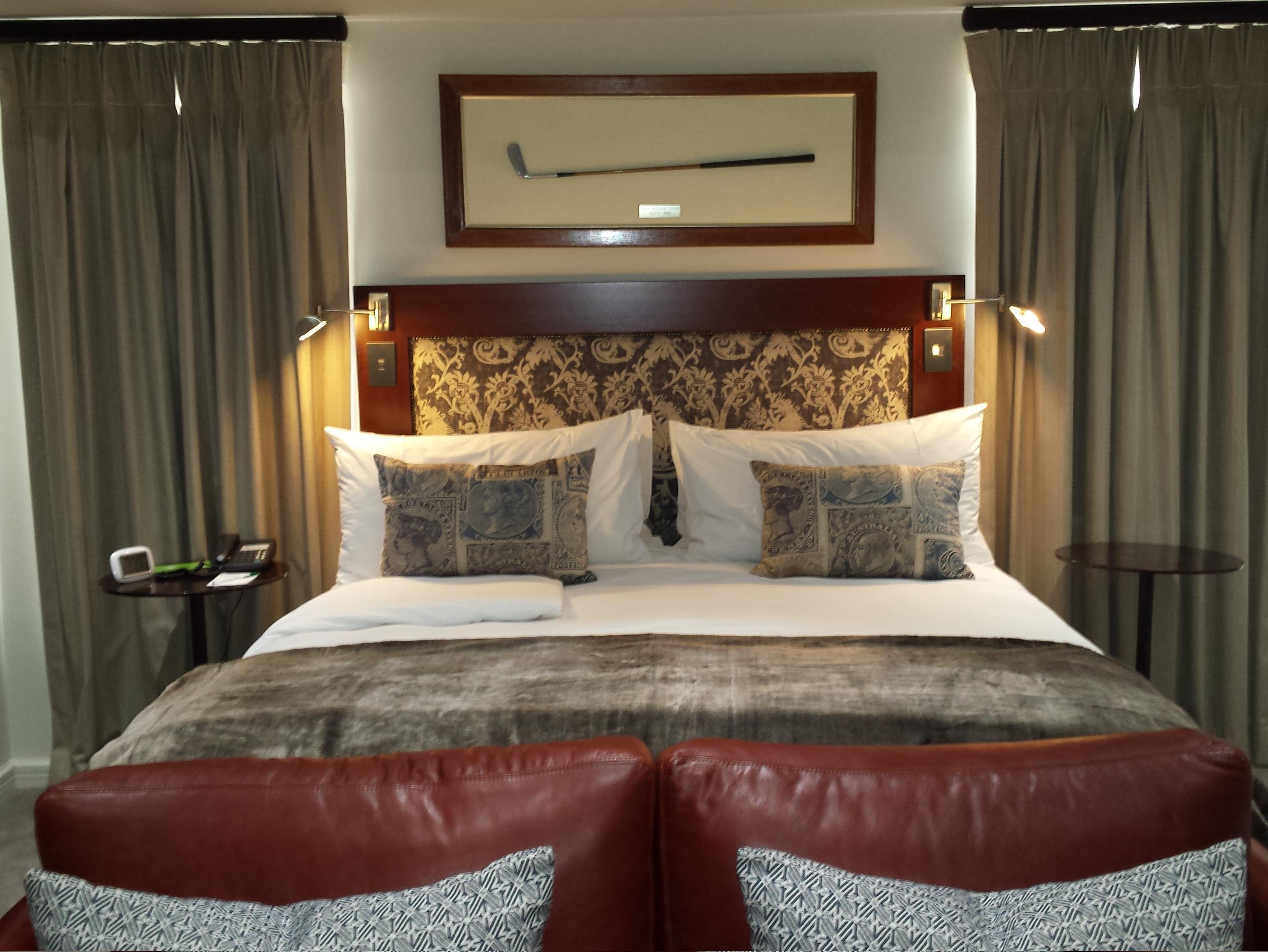 Indaba Hotel 4*
