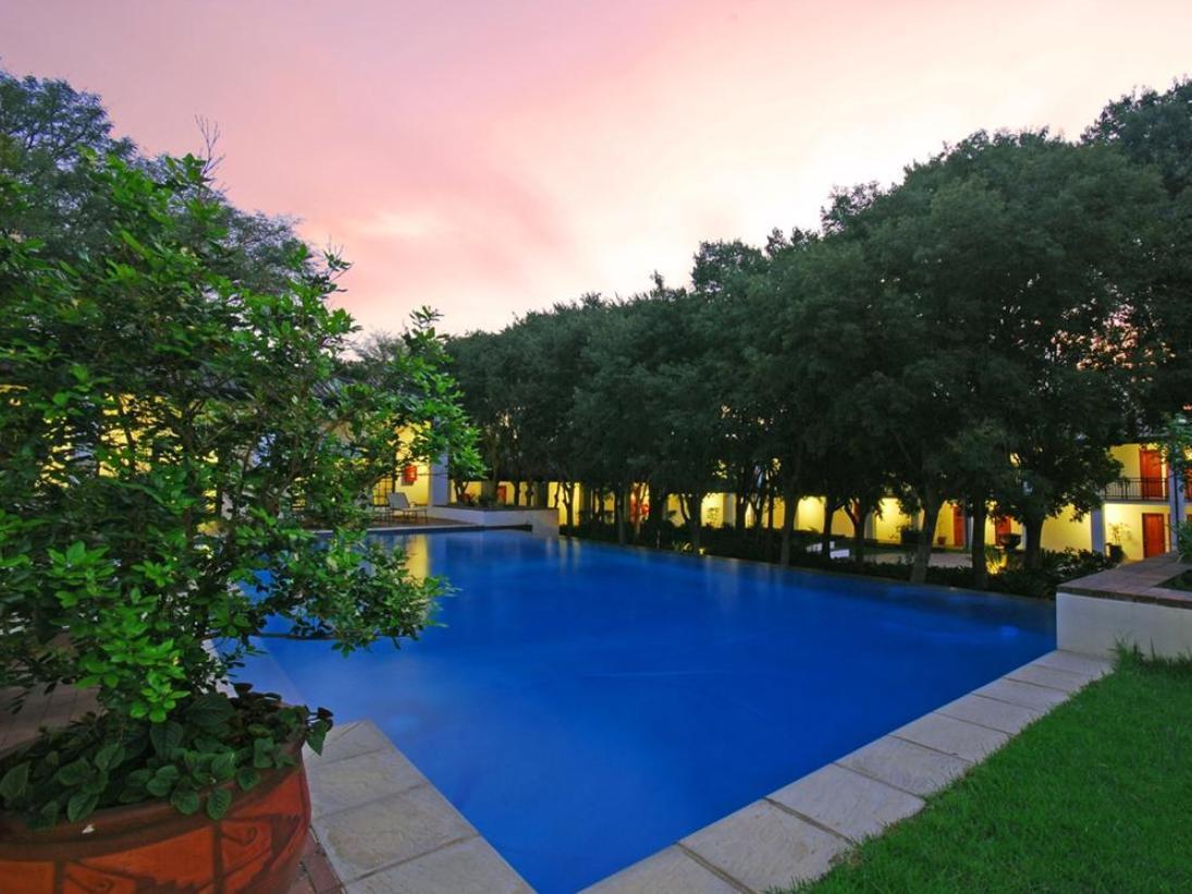 Indaba Hotel 4*