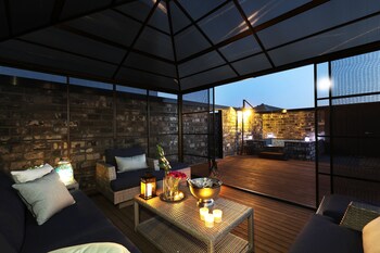 Hotel 498 2*