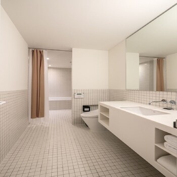 Hotel 498 2*
