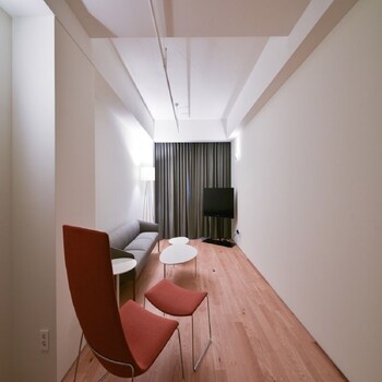 Hotel 498 2*