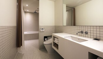 Hotel 498 2*