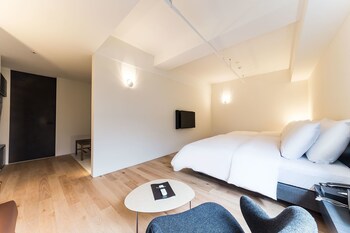 Hotel 498 2*