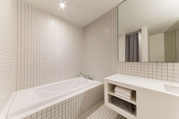 Hotel 498 2*