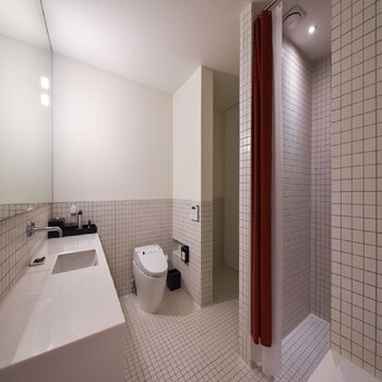 Hotel 498 2*