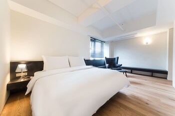 Hotel 498 2*
