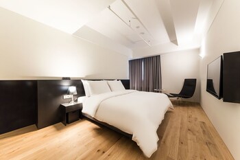 Hotel 498 2*