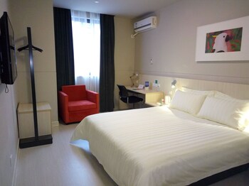 Jinjiang Inn Hotel (Shenzhen Bao'an International Airport) 2*