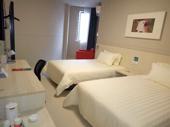 Jinjiang Inn Hotel (Shenzhen Bao'an International Airport) 2*