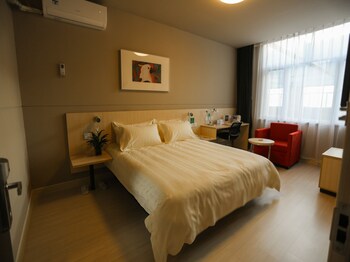 Jinjiang Inn Hotel (Shenzhen Bao'an International Airport) 2*