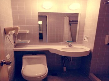 Jinjiang Inn Hotel (Shenzhen Bao'an International Airport) 2*