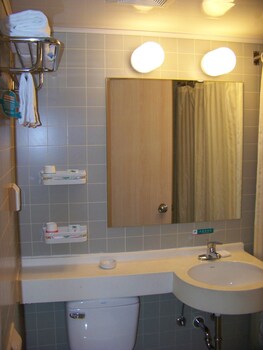 Jinjiang Inn Hotel (Shenzhen Bao'an International Airport) 2*