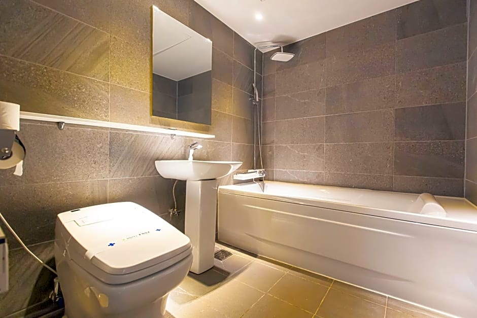 Knox Hotel 3*