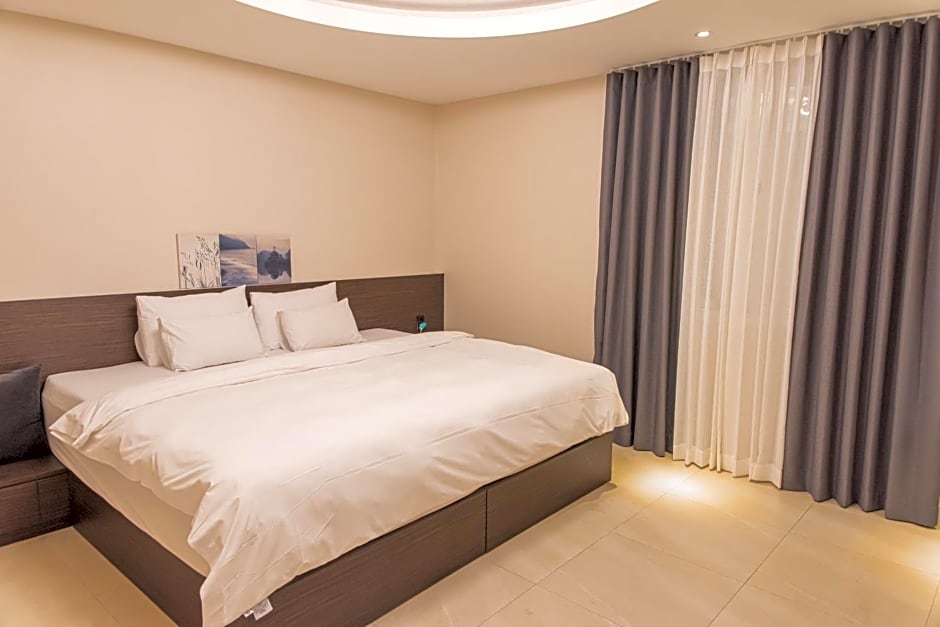 Knox Hotel 3*