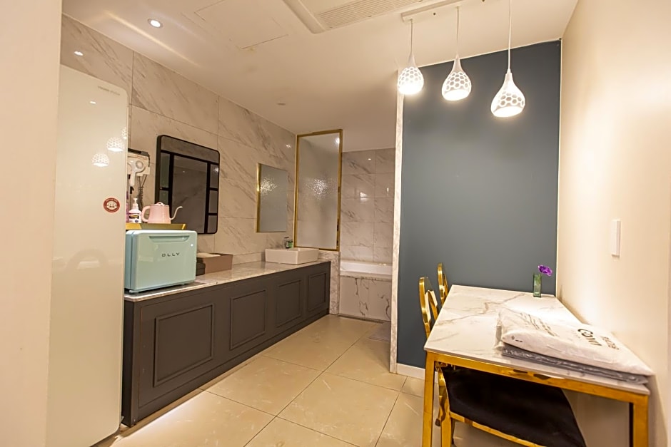 Knox Hotel 3*