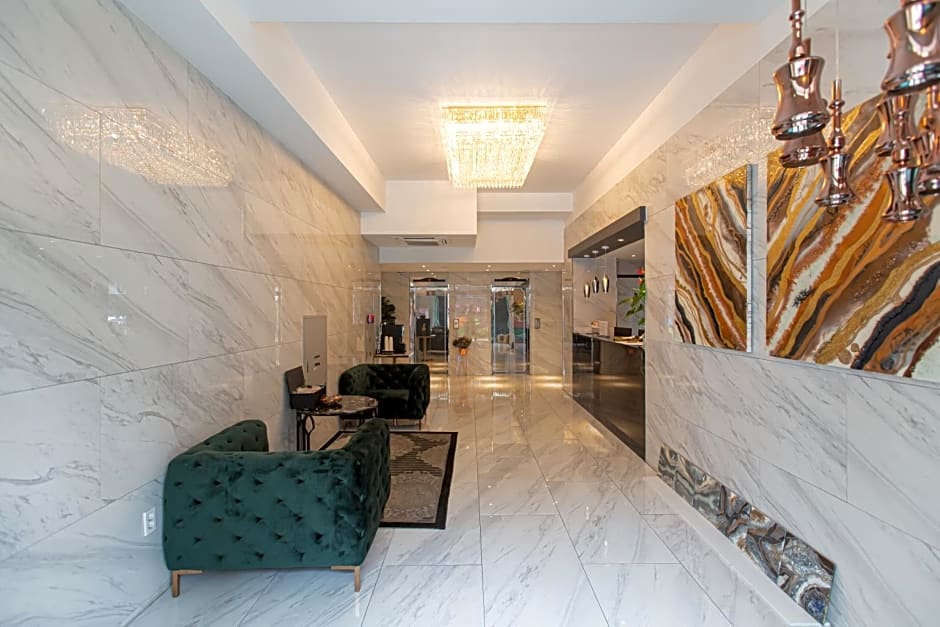 Knox Hotel 3*
