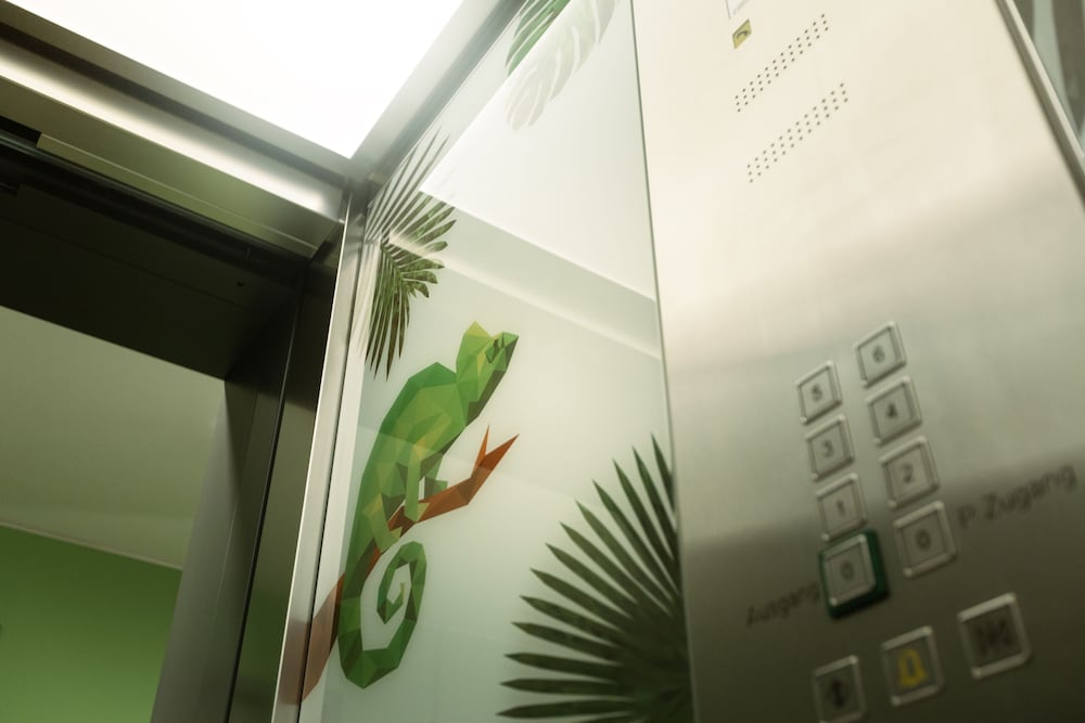 Holiday Inn - the niu, Crusoe Bremen Airport by IHG 3*