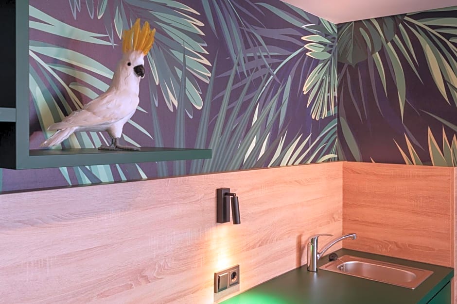 Holiday Inn - the niu, Crusoe Bremen Airport by IHG 3*