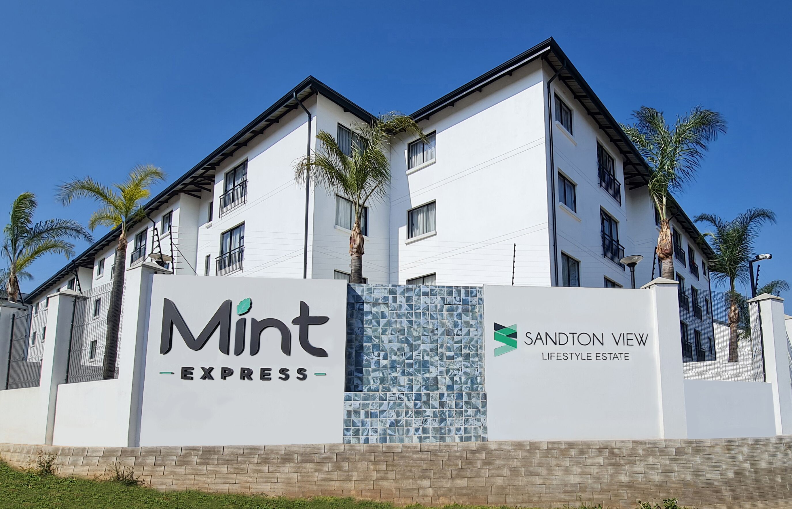 MINT Express Sandton View 0*