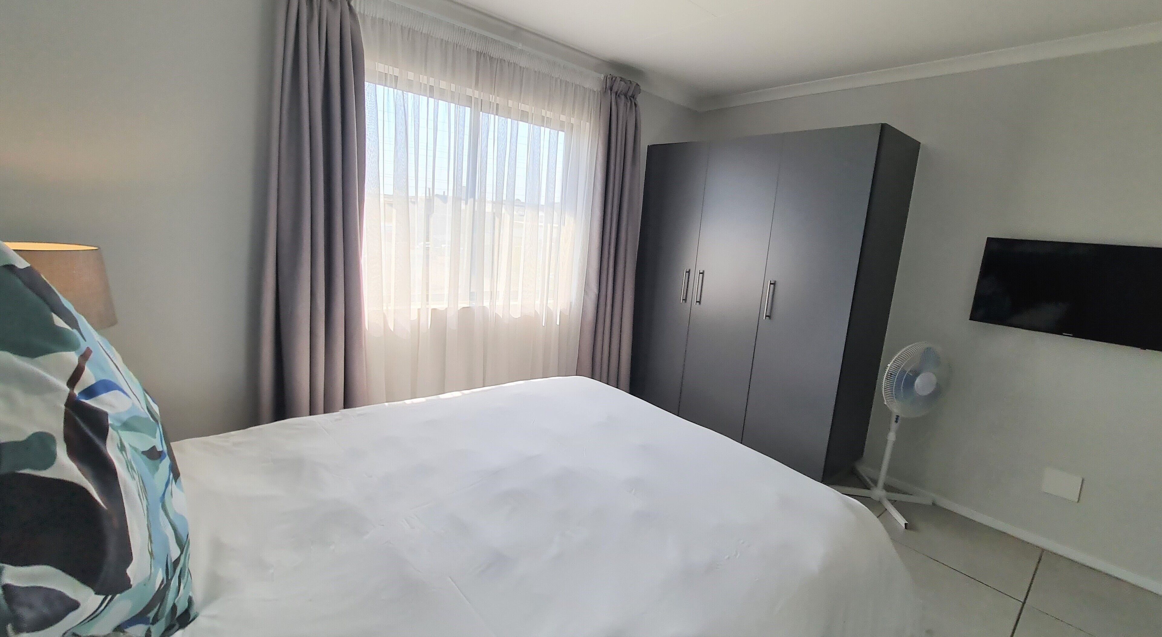MINT Express Sandton View 0*