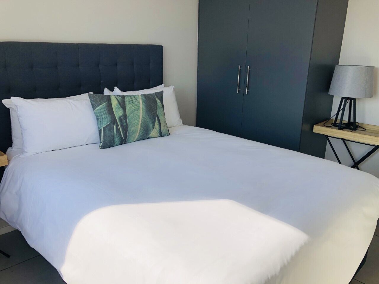 MINT Express Sandton View 0*