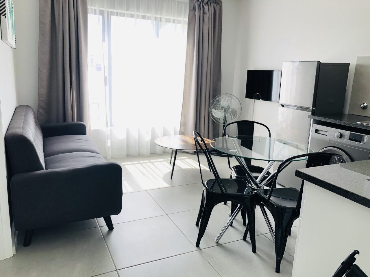 MINT Express Sandton View 0*