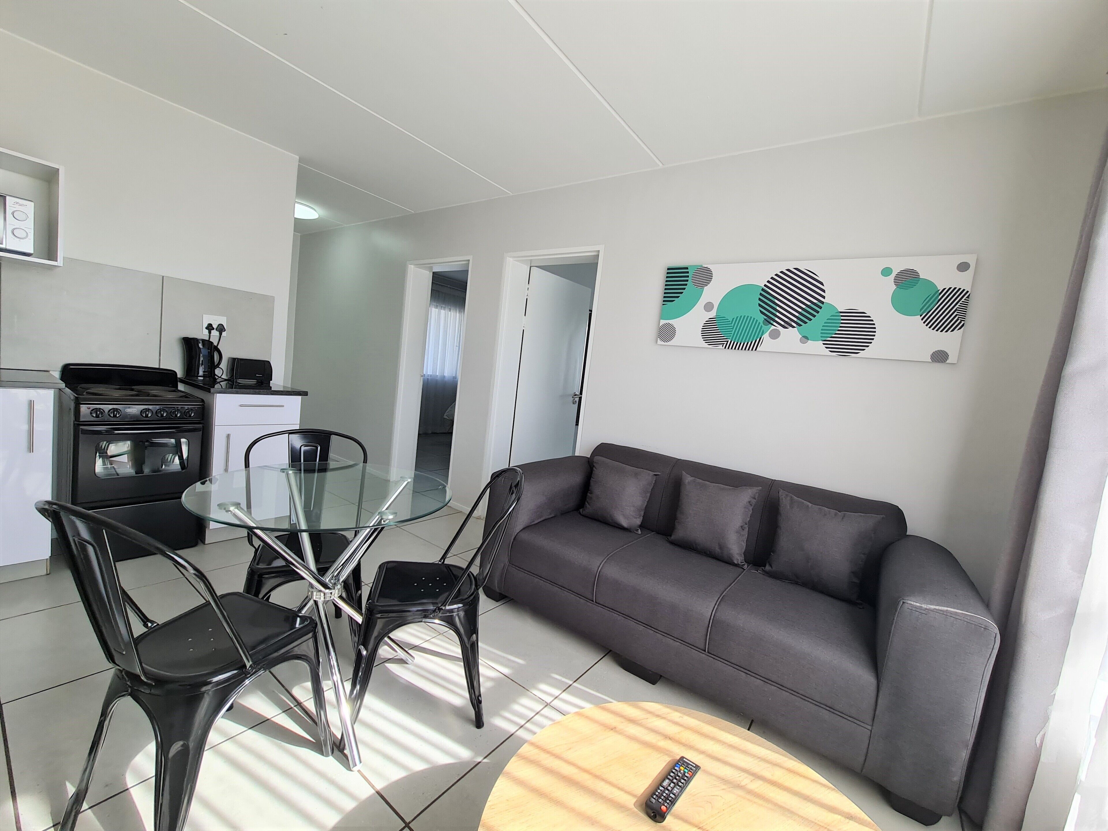 MINT Express Sandton View 0*