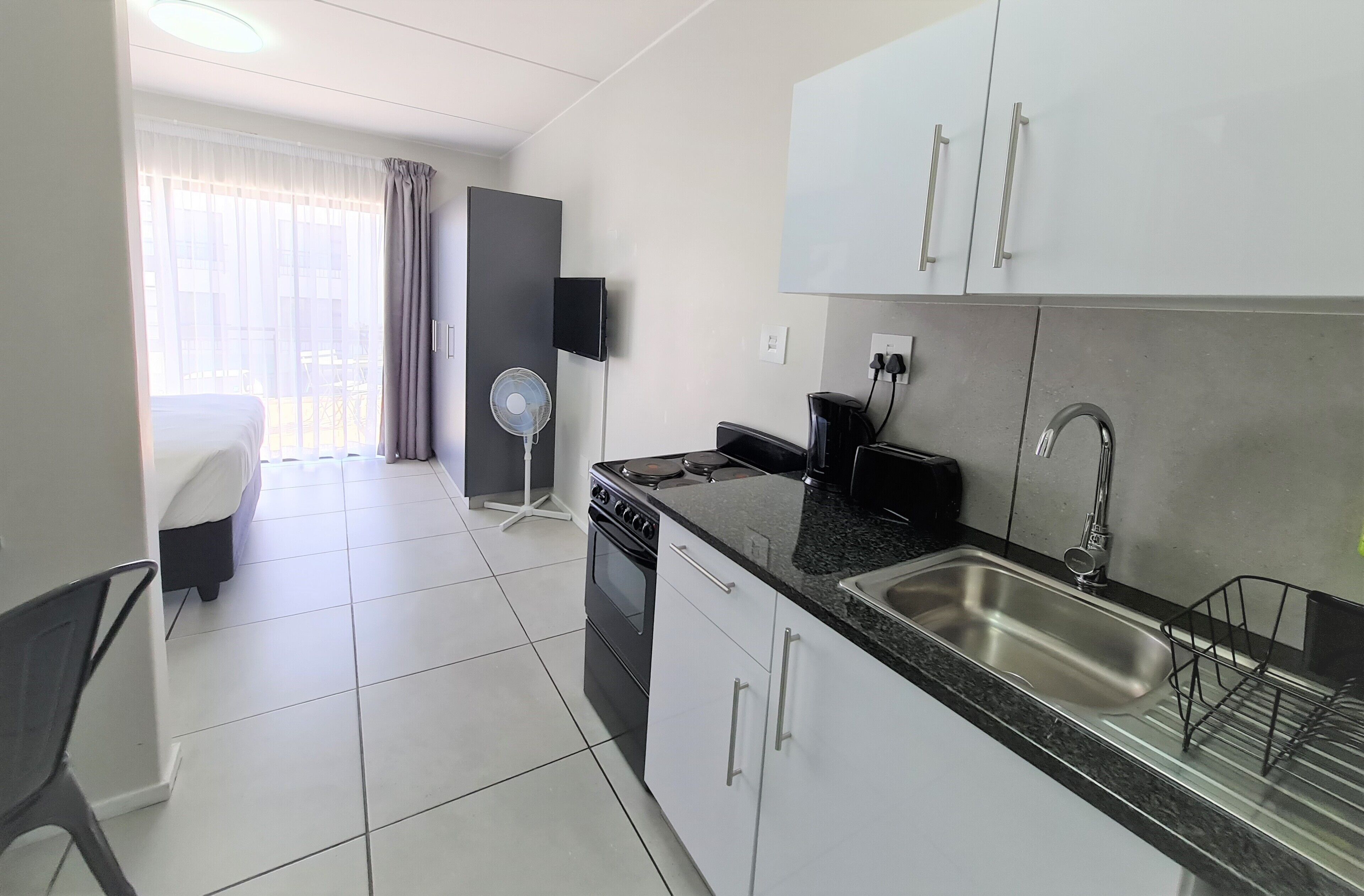 MINT Express Sandton View 0*
