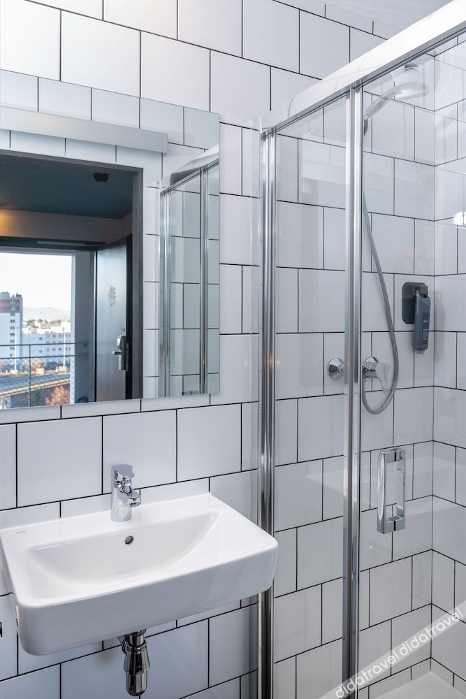 Eklo Hotels Toulouse Cartoucherie Zenith 0*