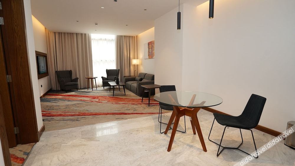 Jasmine Garden Hotel 3*