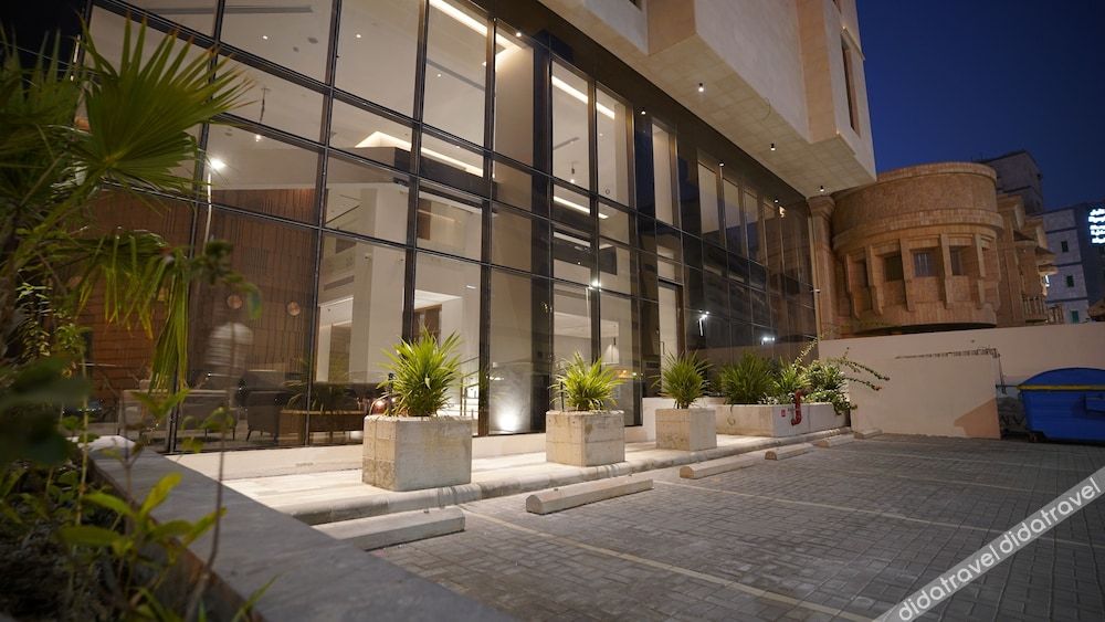 Jasmine Garden Hotel 3*
