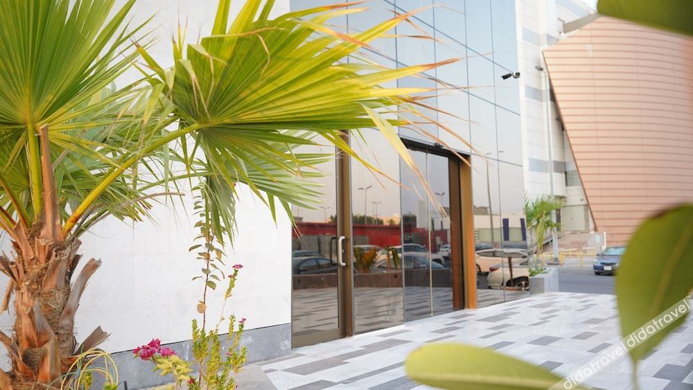 Jasmine Garden Hotel 3*