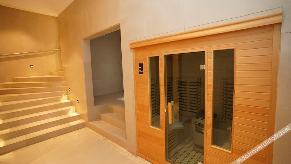 Jasmine Garden Hotel 3*