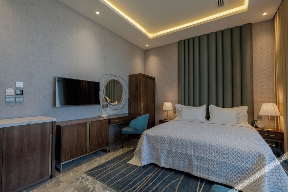 IRIS INN NARJIS 0*