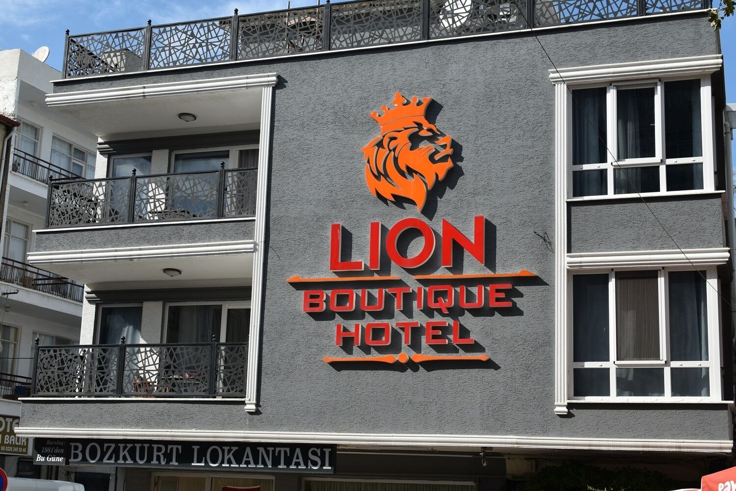 Lion Boutique Hotel 3*