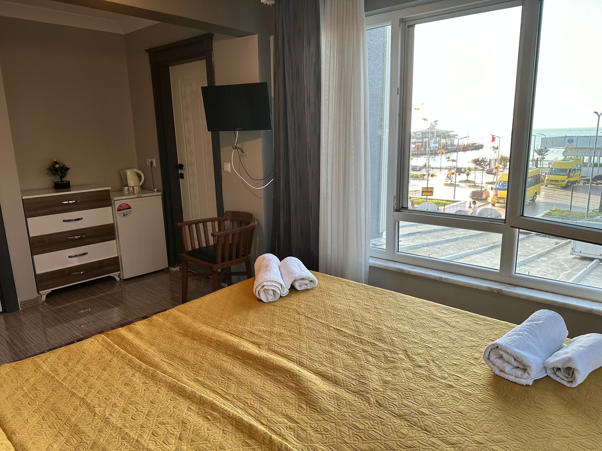 Lion Boutique Hotel 3*