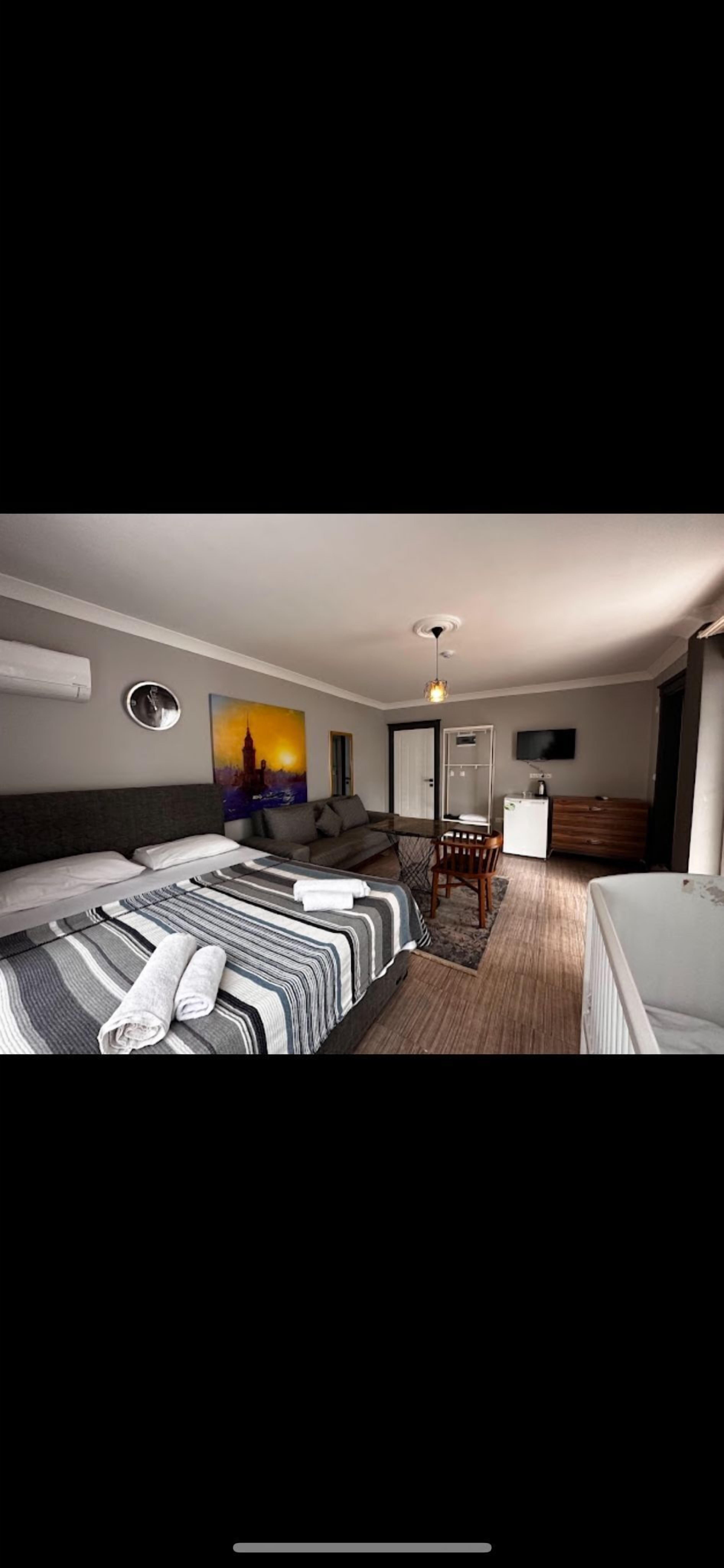 Lion Boutique Hotel 3*