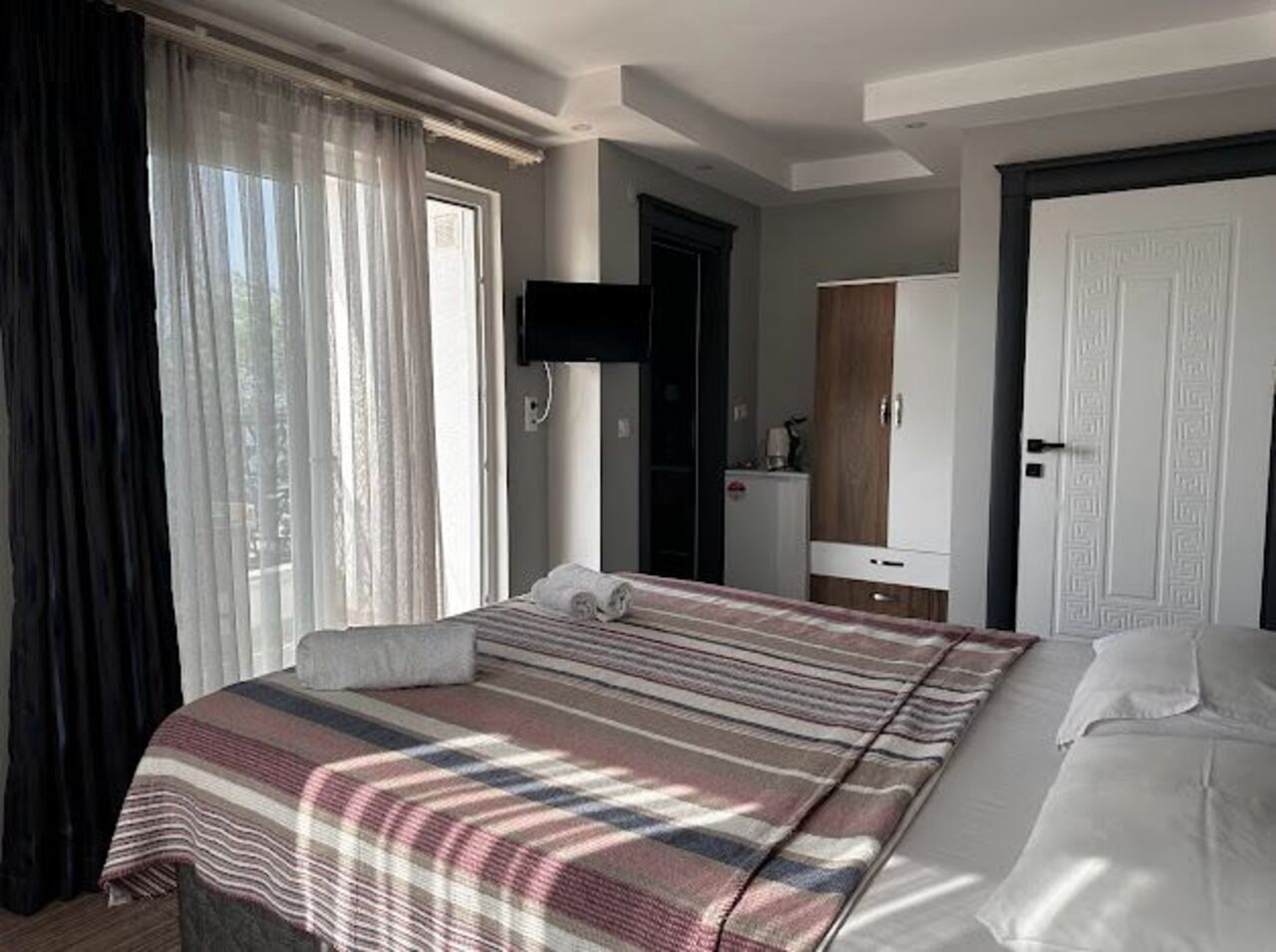 Lion Boutique Hotel 3*