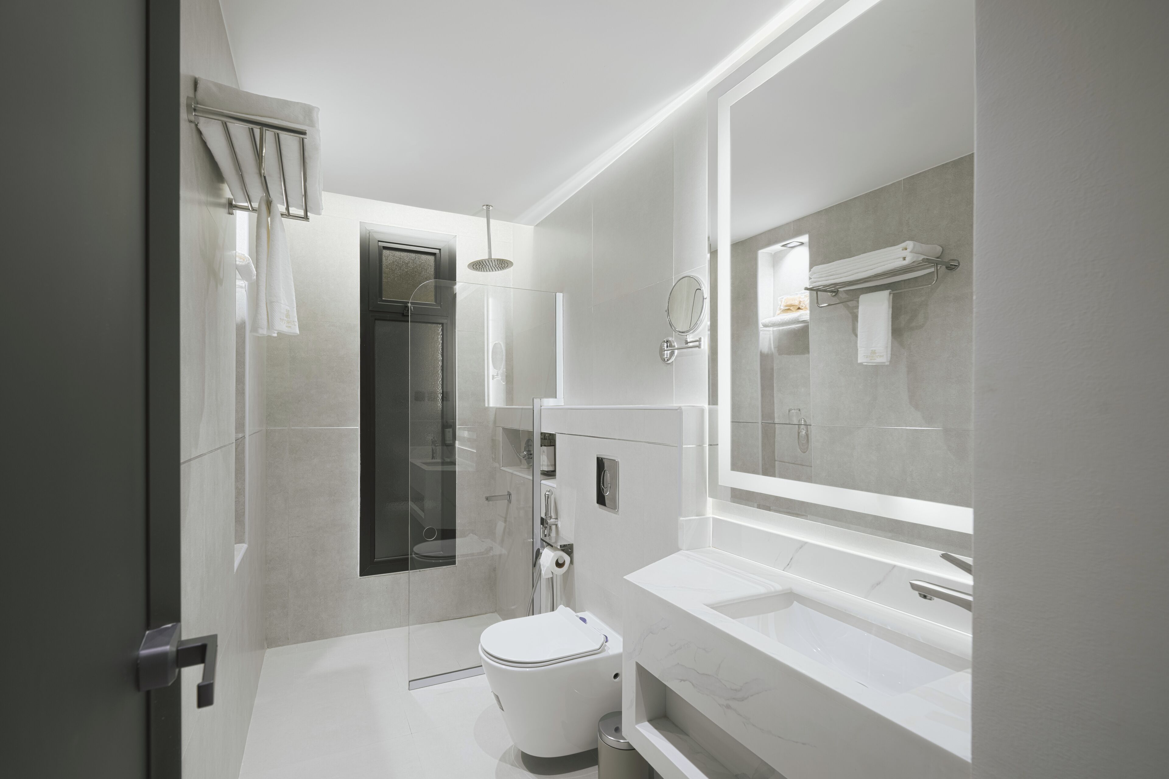 Modrest Hotel 2*