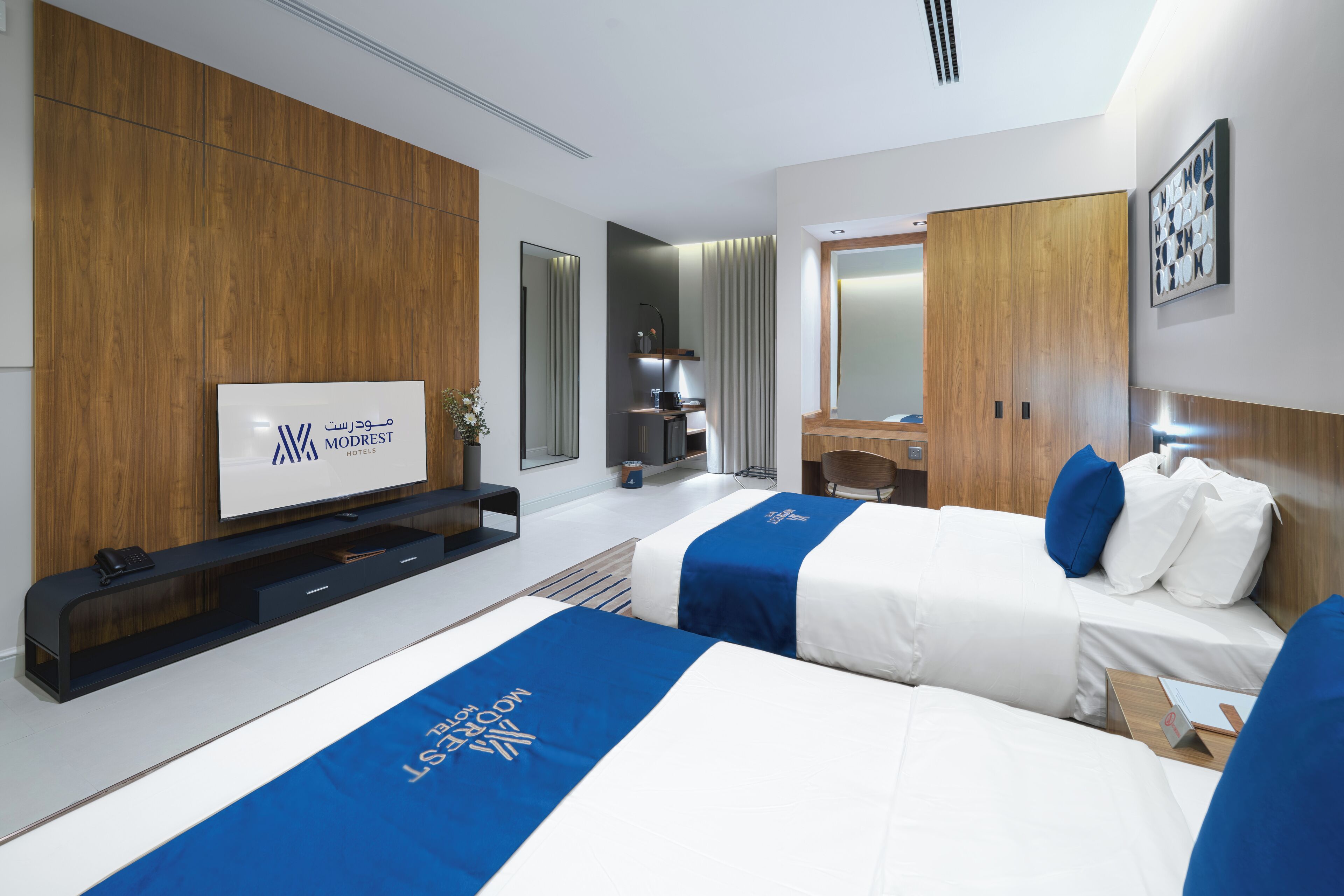 Modrest Hotel 2*