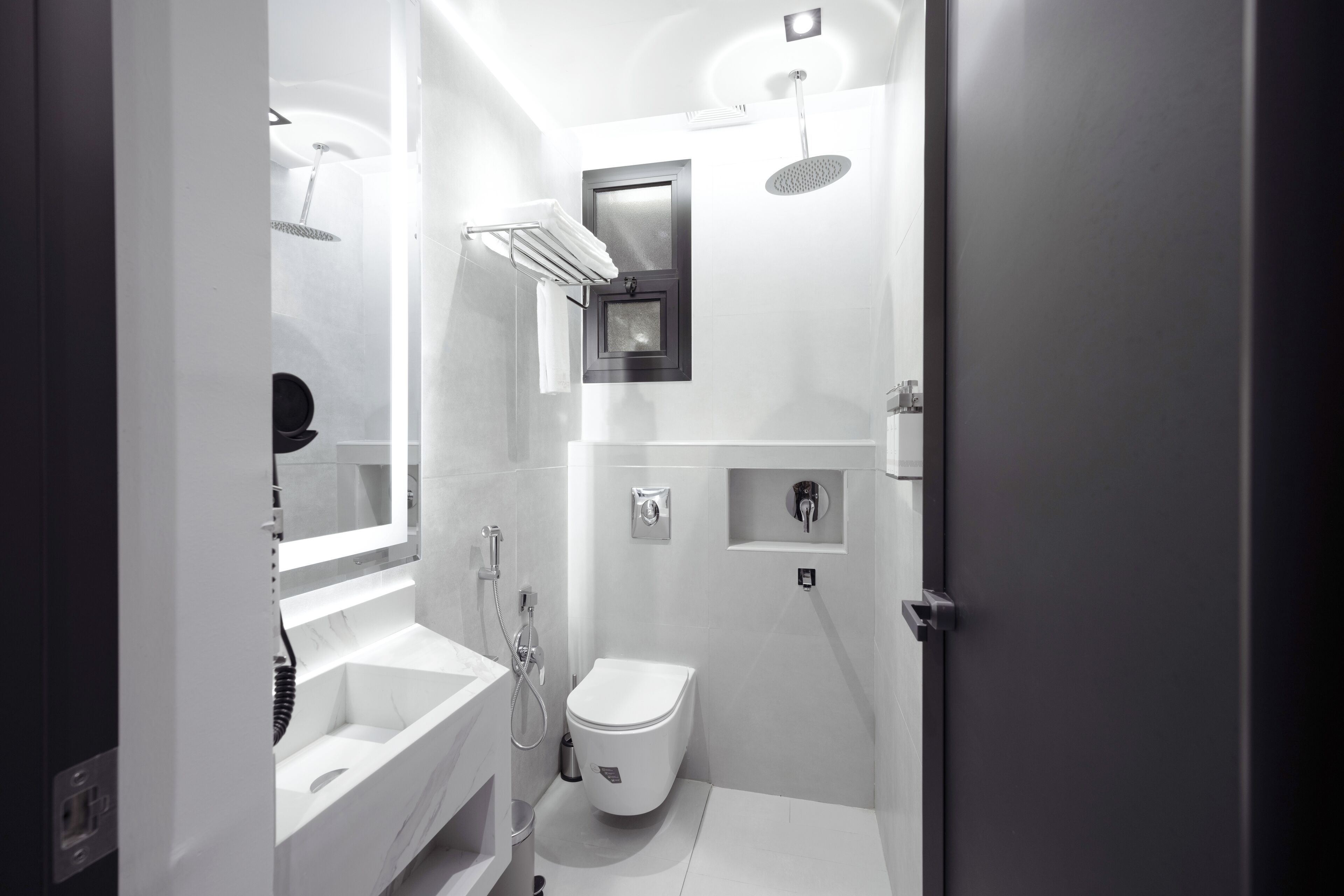 Modrest Hotel 2*