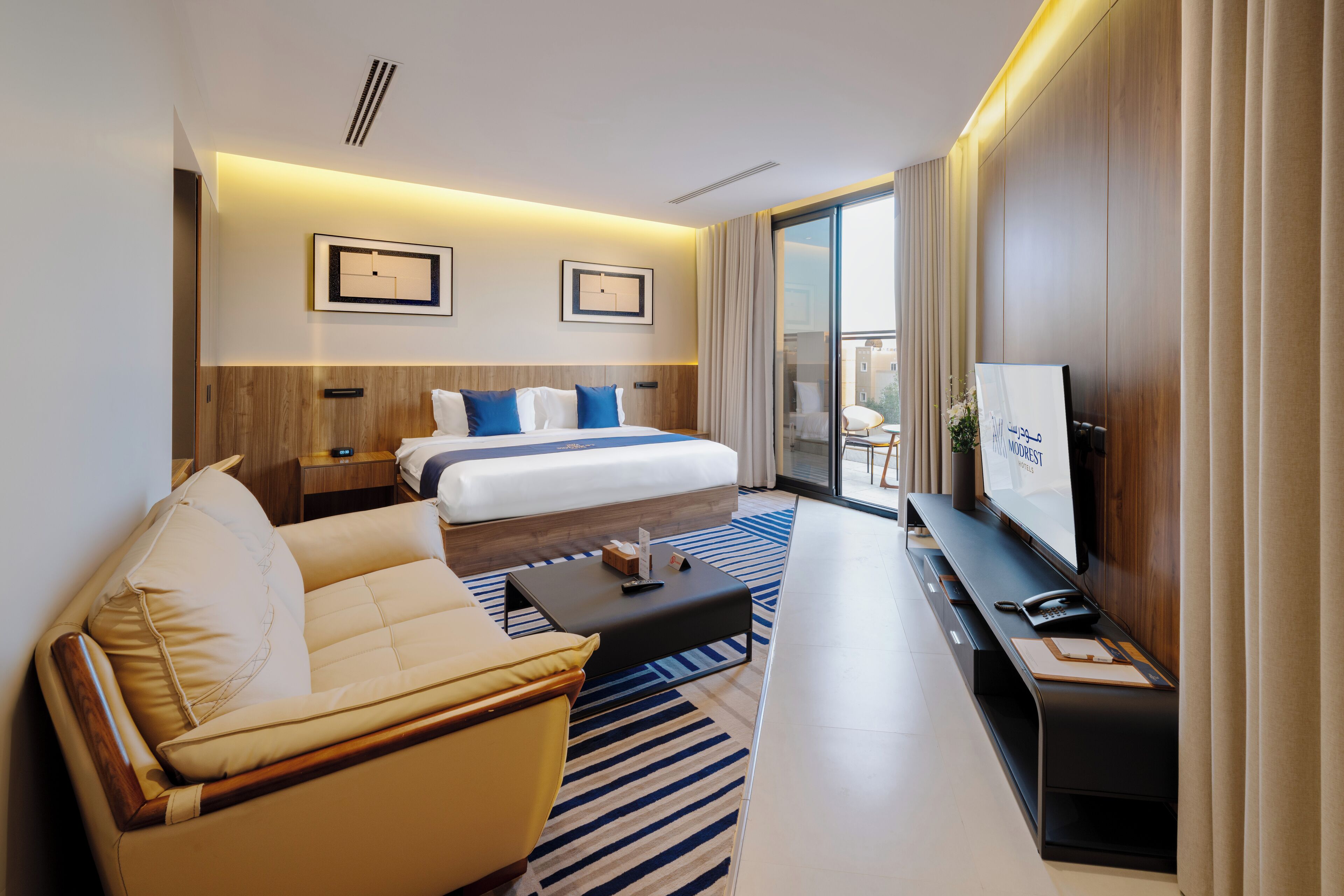 Modrest Hotel 2*