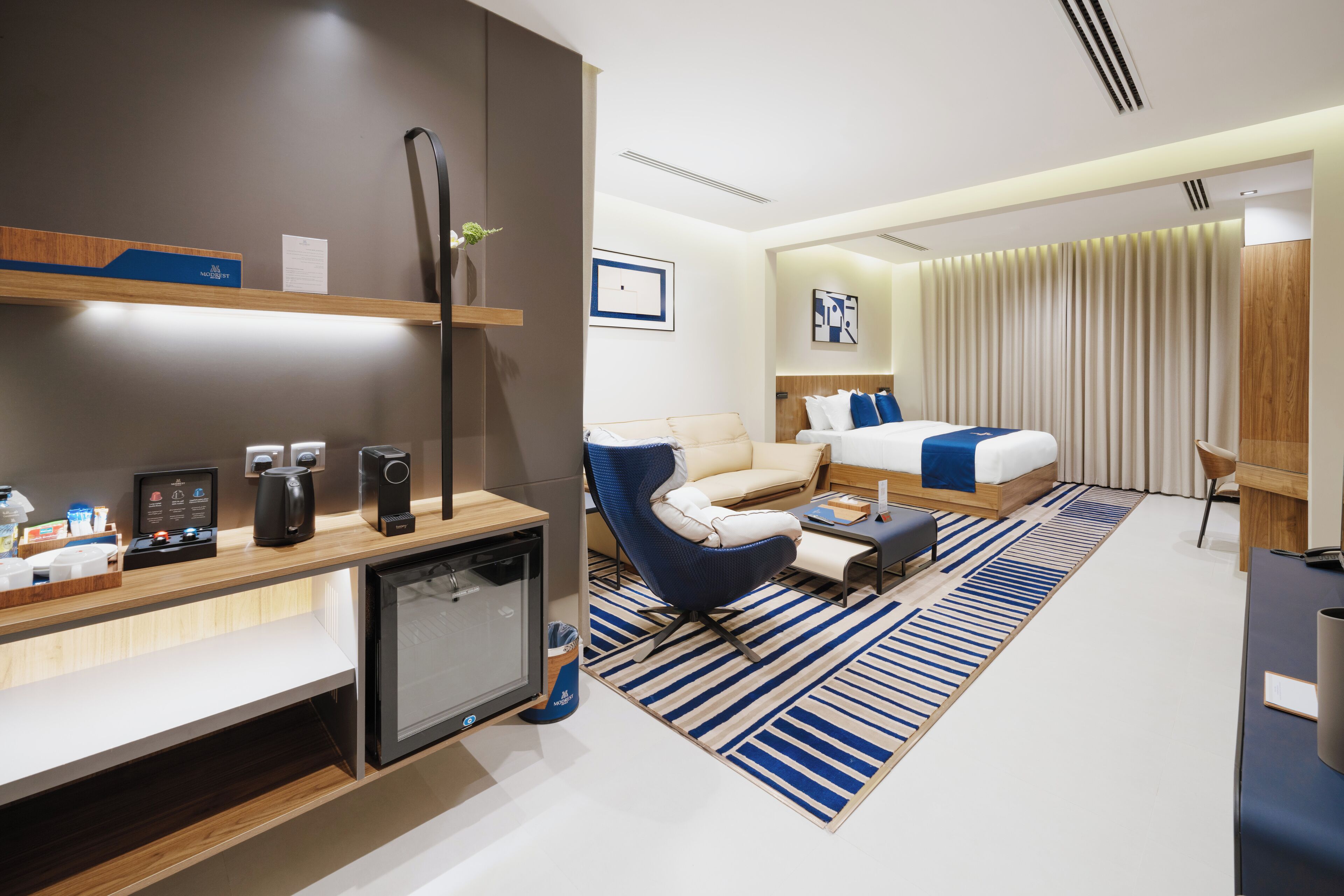 Modrest Hotel 2*