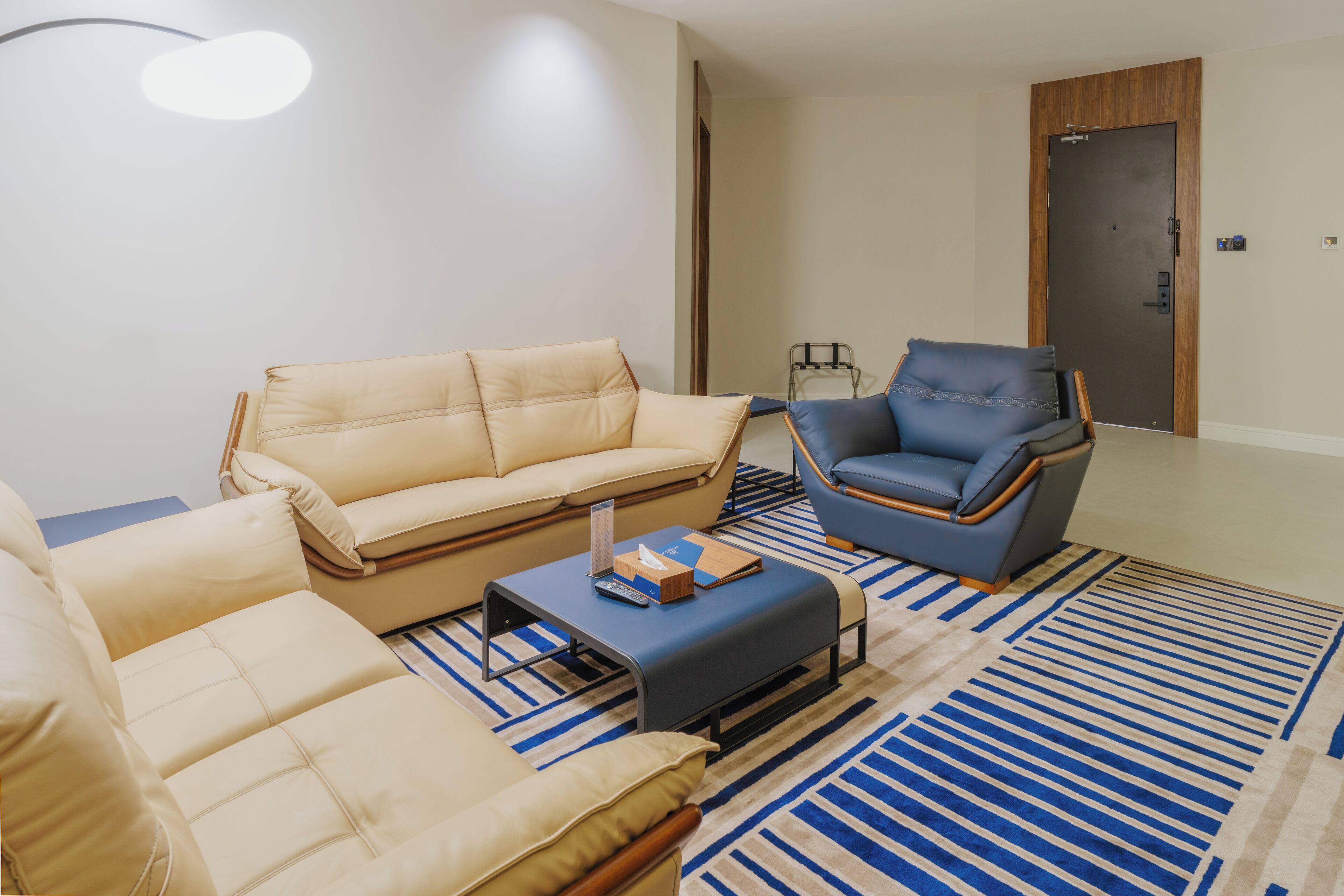 Modrest Hotel 2*
