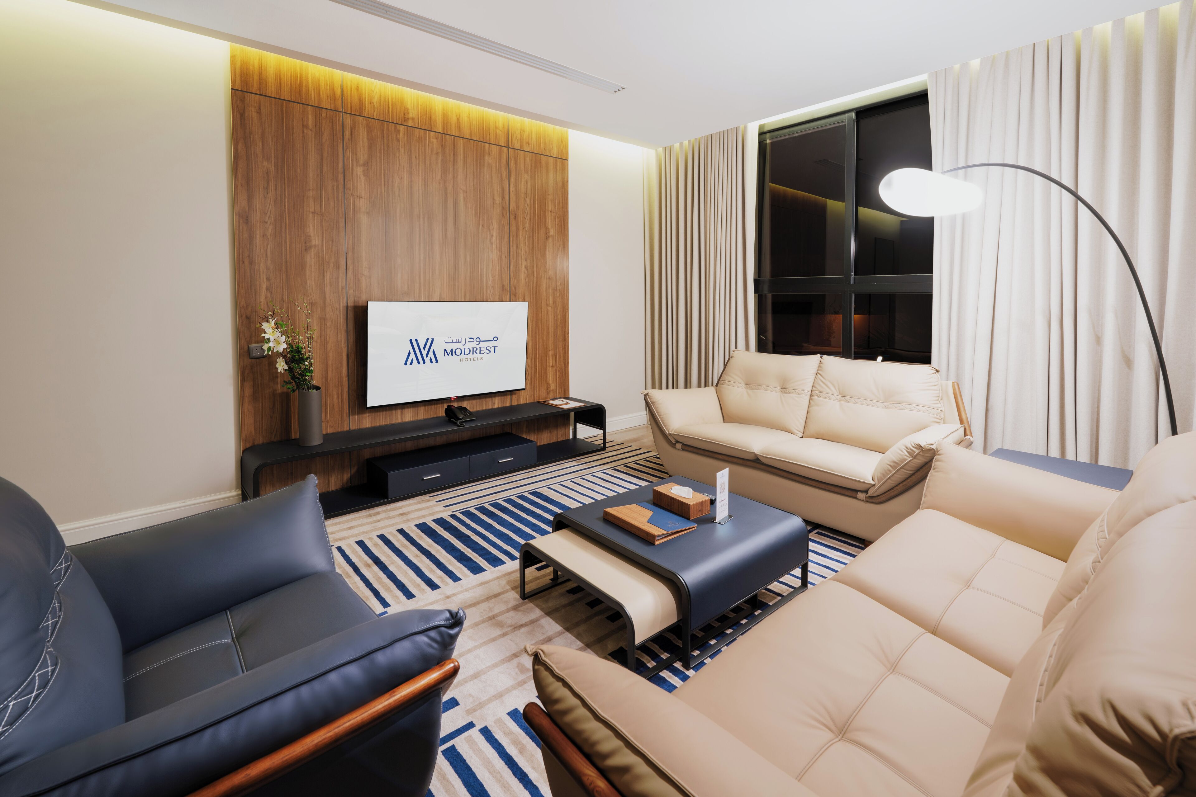 Modrest Hotel 2*