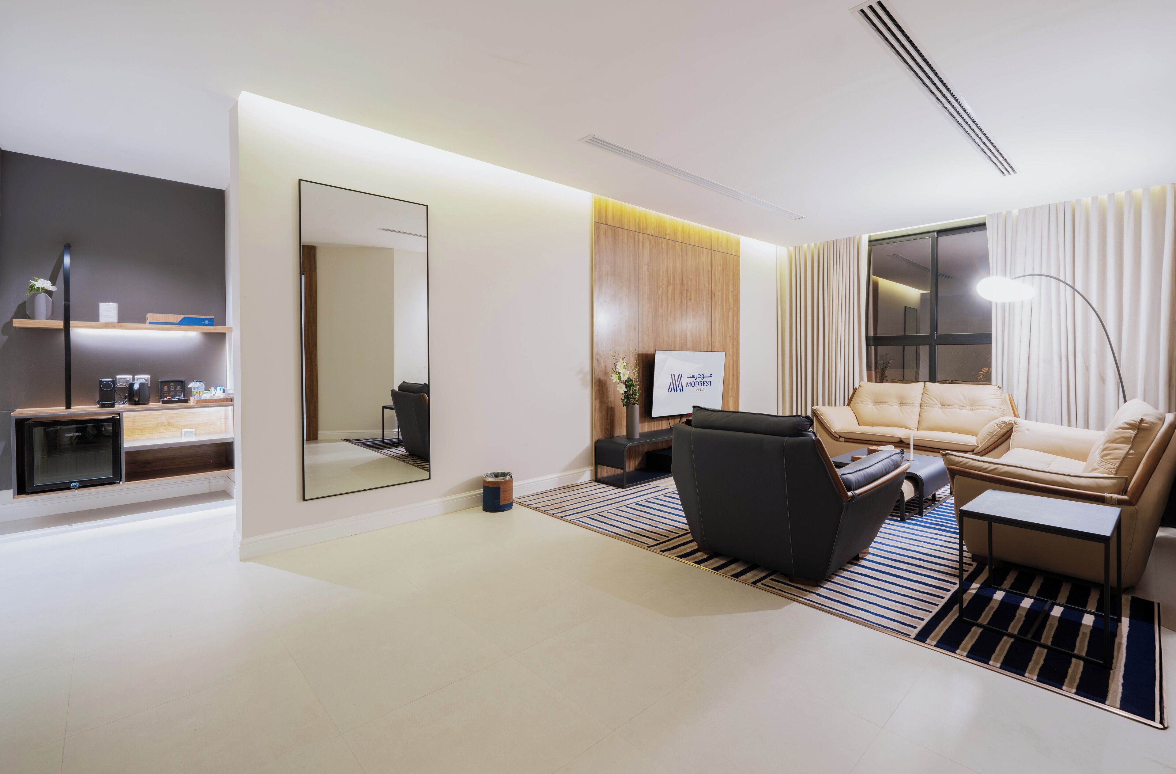 Modrest Hotel 2*