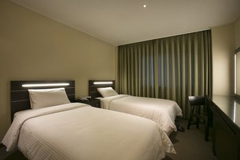 Busan Tourist Hotel 3*