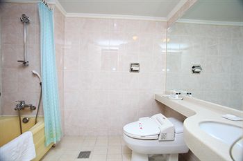Busan Tourist Hotel 3*