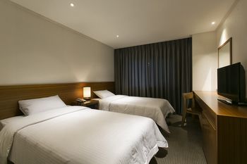 Busan Tourist Hotel 3*